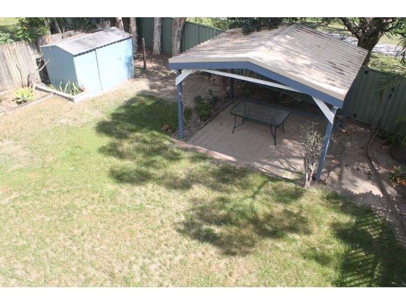 17 Warana Avenue, Southport QLD 4215