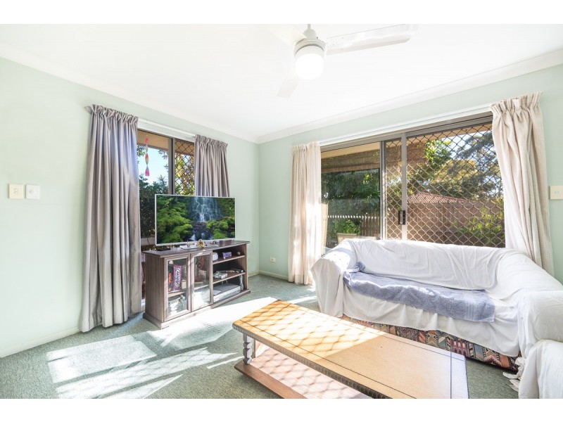 1/8 Hill Court, Labrador QLD 4215