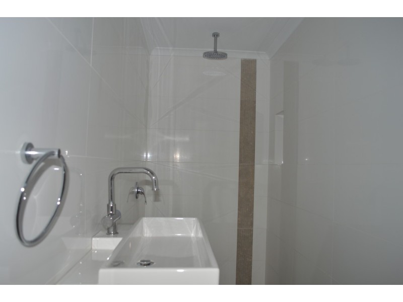 7 Walton Street, Southport QLD 4215