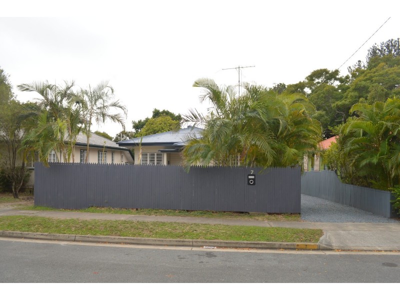 7 Walton Street, Southport QLD 4215