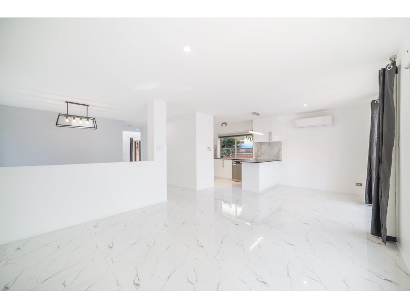3 Sage Court, Runaway Bay QLD 4216