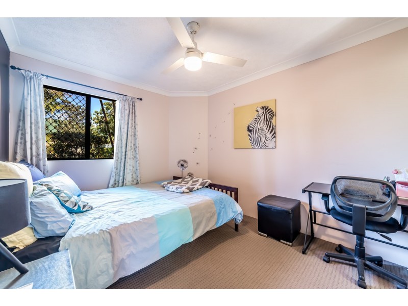 2/12 Gillian Lane, Southport QLD 4215