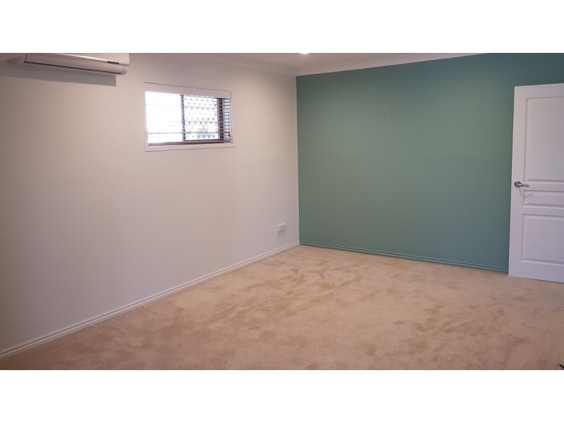 734 Nerang-Broadbeach Road, Carrara QLD 4211