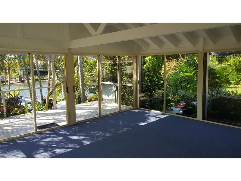 734 Nerang-Broadbeach Road, Carrara QLD 4211