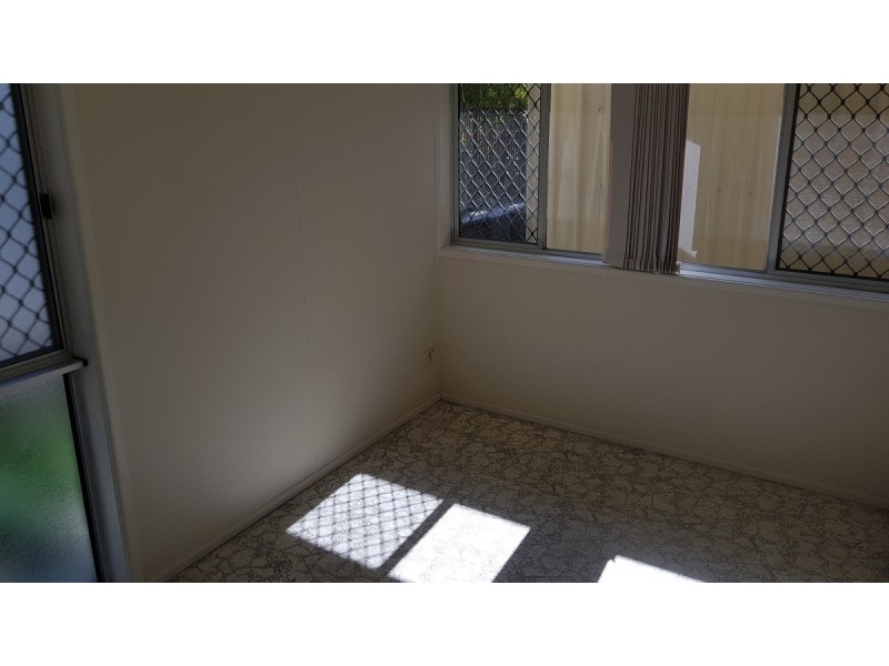 40 Brighton Parade, Southport QLD 4215