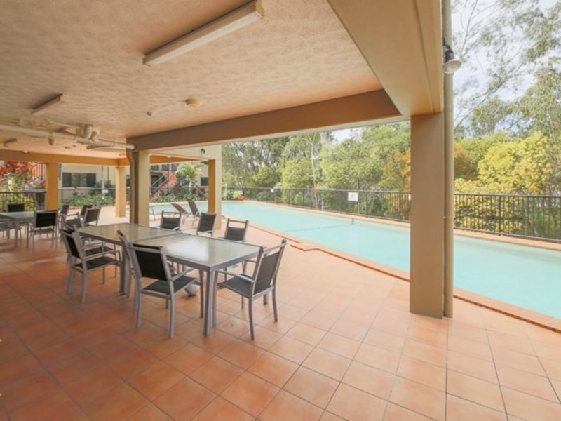 47/7-11 Brown Street, Labrador QLD 4215