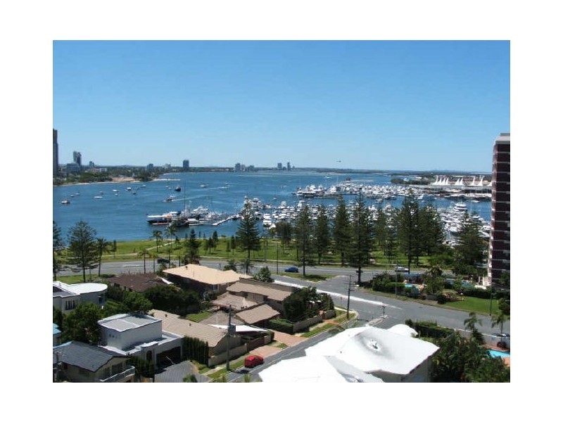 42/22 Montgomery Avenue, Main Beach QLD 4217