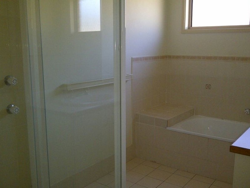 19 Carner Court, Parkwood QLD 4214