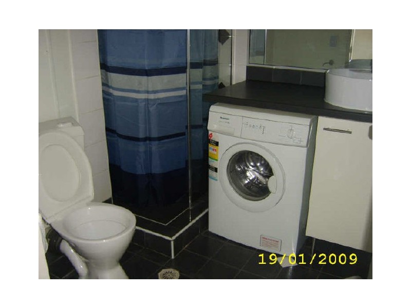 206/83 Brighton Street, Southport QLD 4215