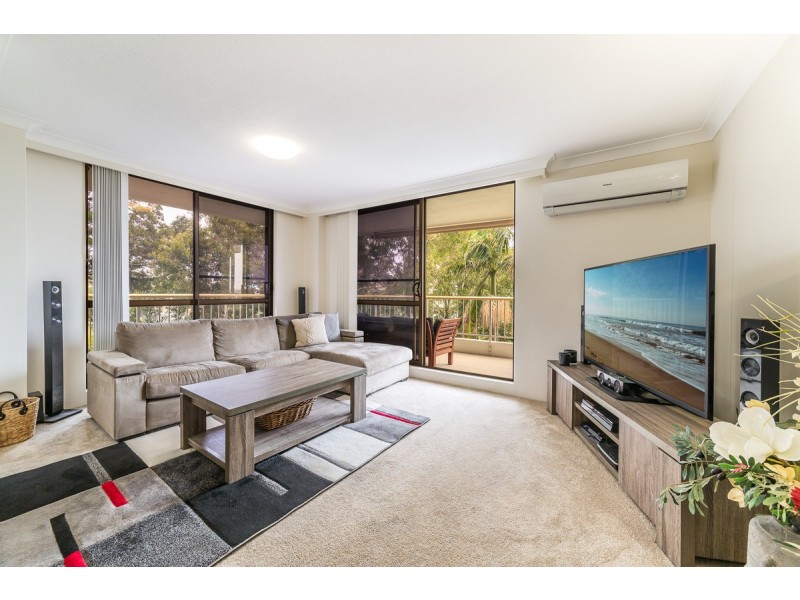 201/65 Bauer Street, Southport QLD 4215