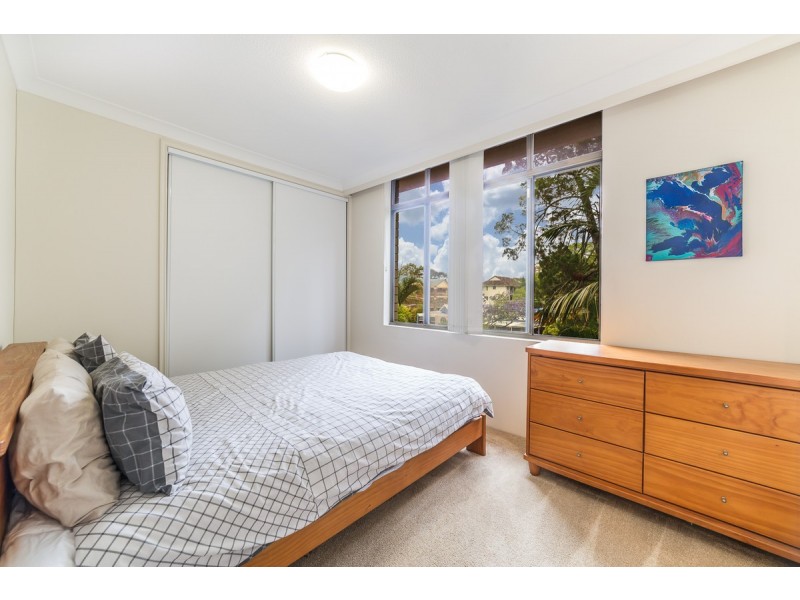 201/65 Bauer Street, Southport QLD 4215