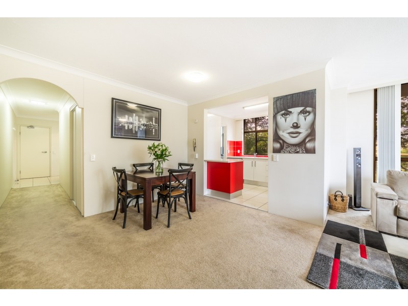 201/65 Bauer Street, Southport QLD 4215