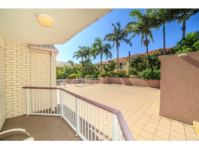 5/5 Lloyd Street, Southport QLD 4215