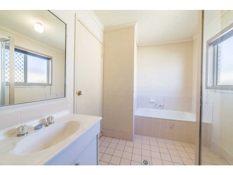 4 Taylor Street, Eagleby QLD 4207