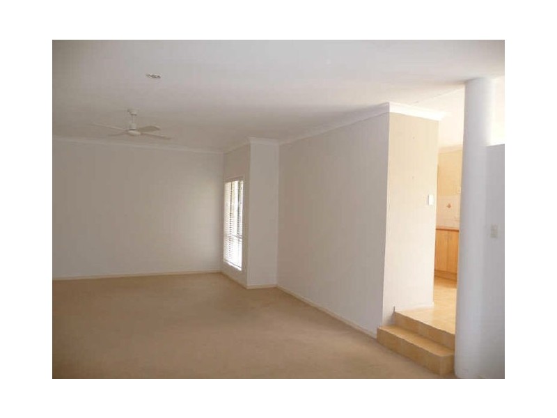 21 Yaldara (TC), Pacific Pines QLD 4211