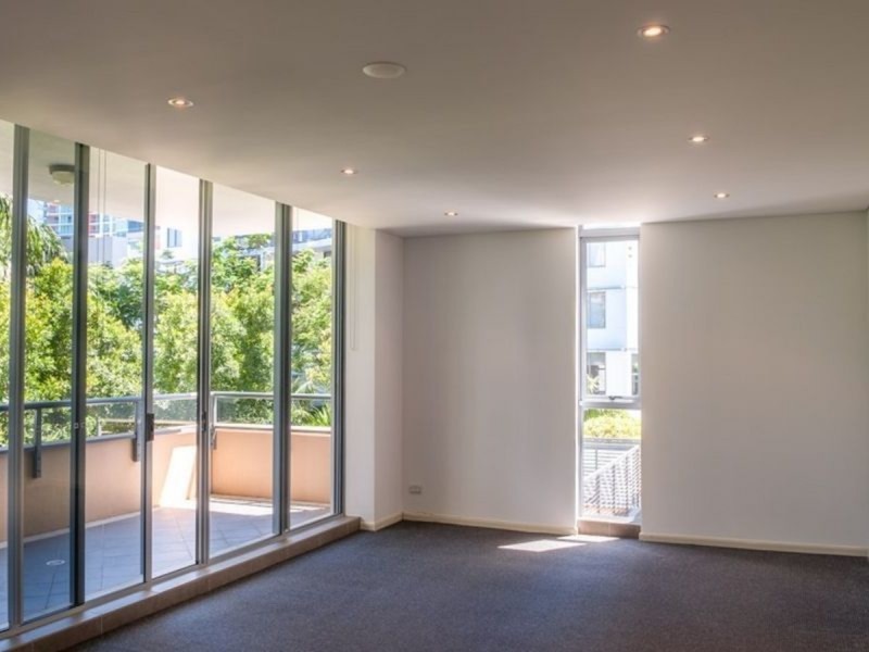 318/1-3 Aqua Street, Southport QLD 4215