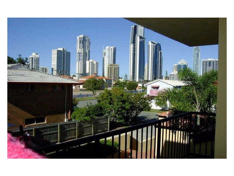 6/13 Illawong Street, Chevron Island QLD 4217