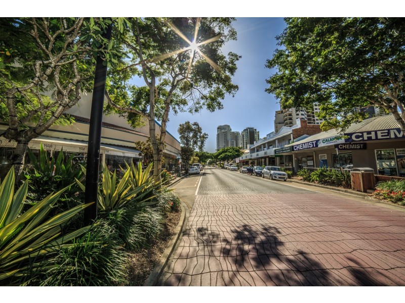 22/11 Breaker Street, Main Beach QLD 4217