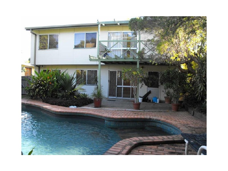 39 Dowling Drive, Southport QLD 4215