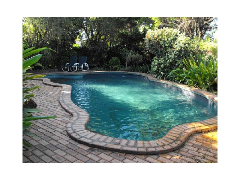 39 Dowling Drive, Southport QLD 4215