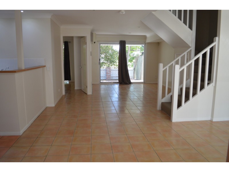 4/192 Queen Street, Southport QLD 4215