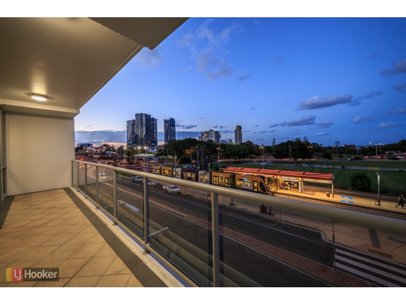 509/1 Como Crescent, Southport QLD 4215