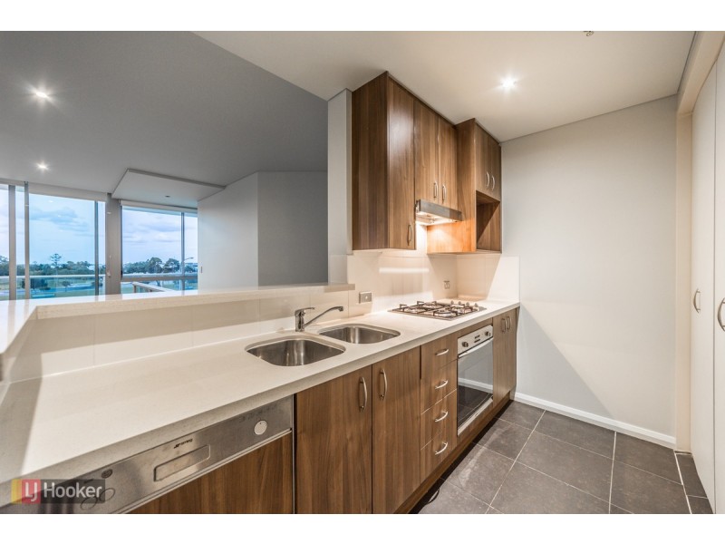 509/1 Como Crescent, Southport QLD 4215