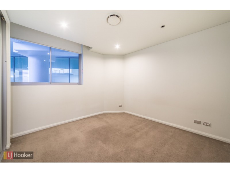 509/1 Como Crescent, Southport QLD 4215