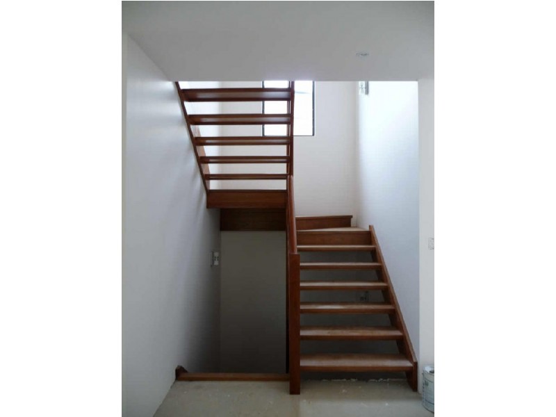 1/134 Ridgeway Avenue, Southport QLD 4215