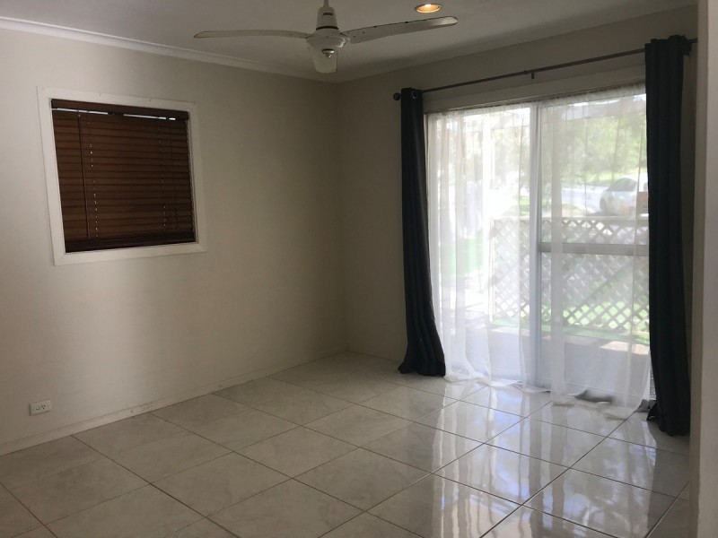 1/4 Louise Street, Southport QLD 4215