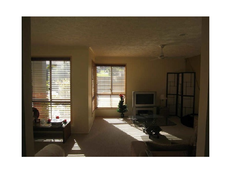 37 Wardley Drive, Arundel QLD 4214