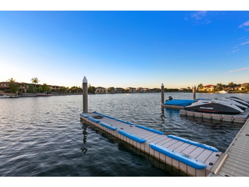 534 Oyster Cove Promenade, Helensvale QLD 4212