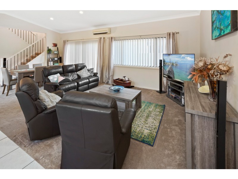 534 Oyster Cove Promenade, Helensvale QLD 4212