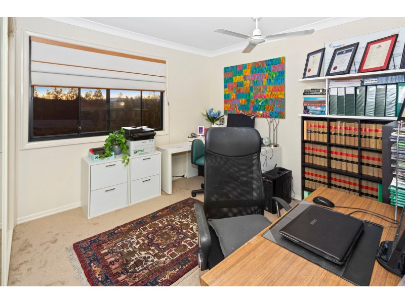 534 Oyster Cove Promenade, Helensvale QLD 4212