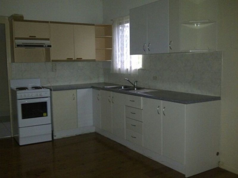 3 Gillian Lane, Southport QLD 4215