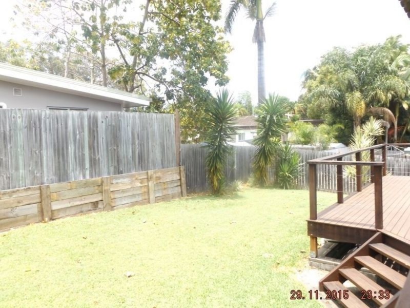 14 Lara Avenue, Southport QLD 4215