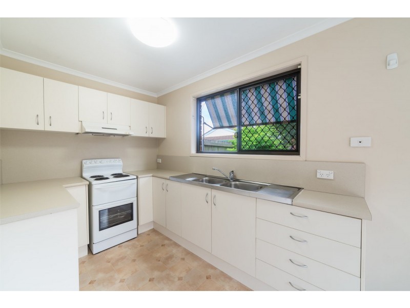 1/79 Worendo Street, Southport QLD 4215