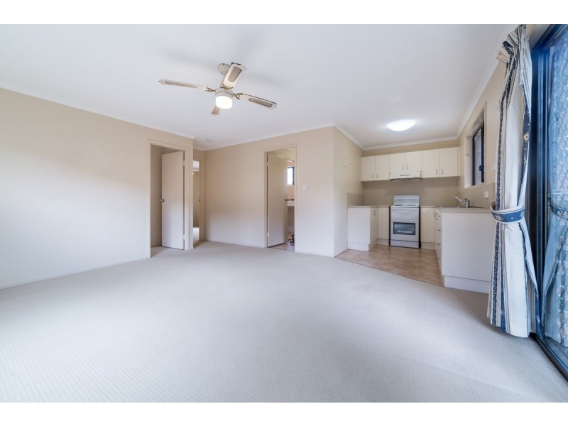 1/79 Worendo Street, Southport QLD 4215