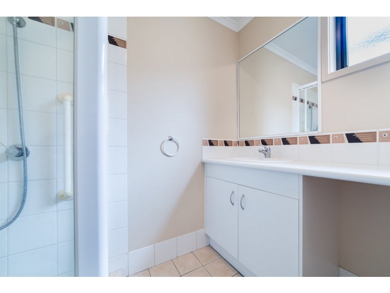 1/79 Worendo Street, Southport QLD 4215