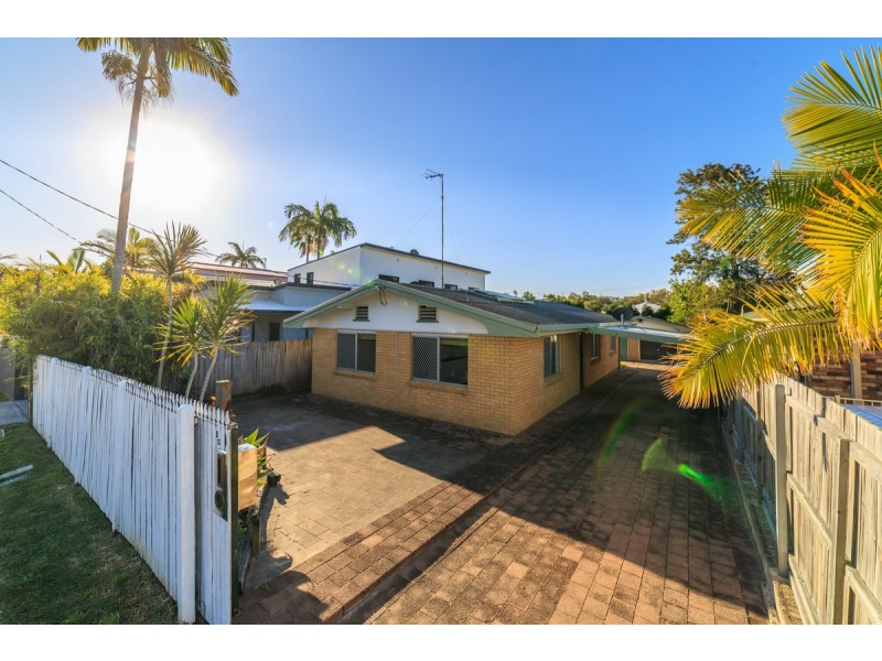 25 Fisher Avenue, Southport QLD 4215