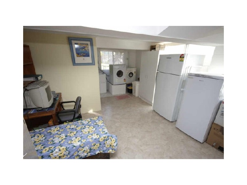 1 Bambarra Street, Southport QLD 4215