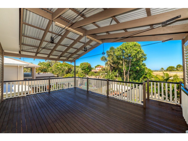 15 Sydney Street, Labrador QLD 4215