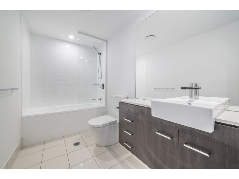 4403/25-31 East Quays Drive, Biggera Waters QLD 4216