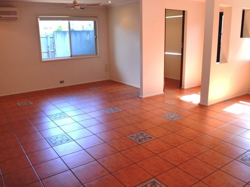 16 Skiff Street, Southport QLD 4215