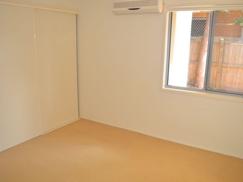 16 Skiff Street, Southport QLD 4215