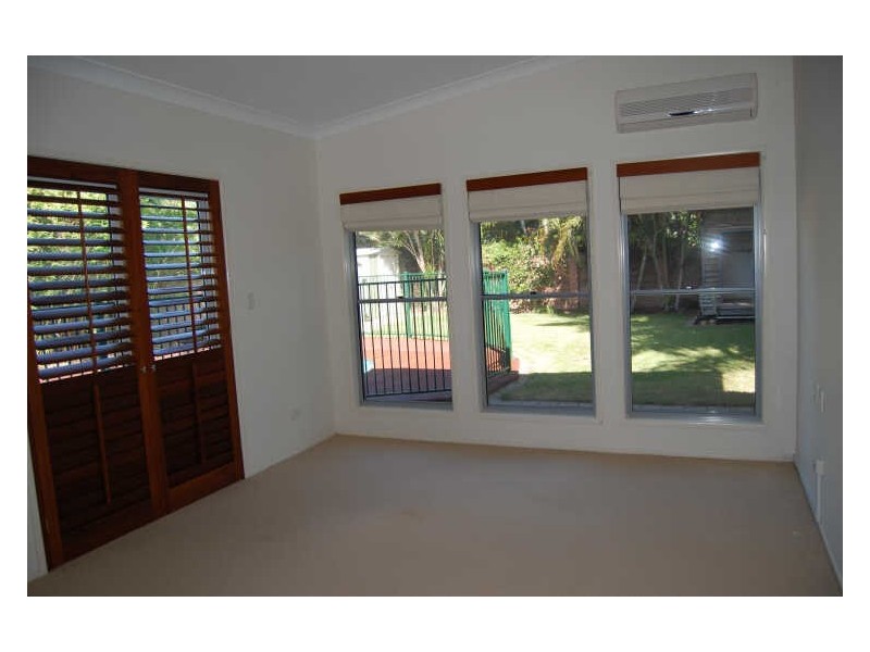 16 Skiff Street, Southport QLD 4215