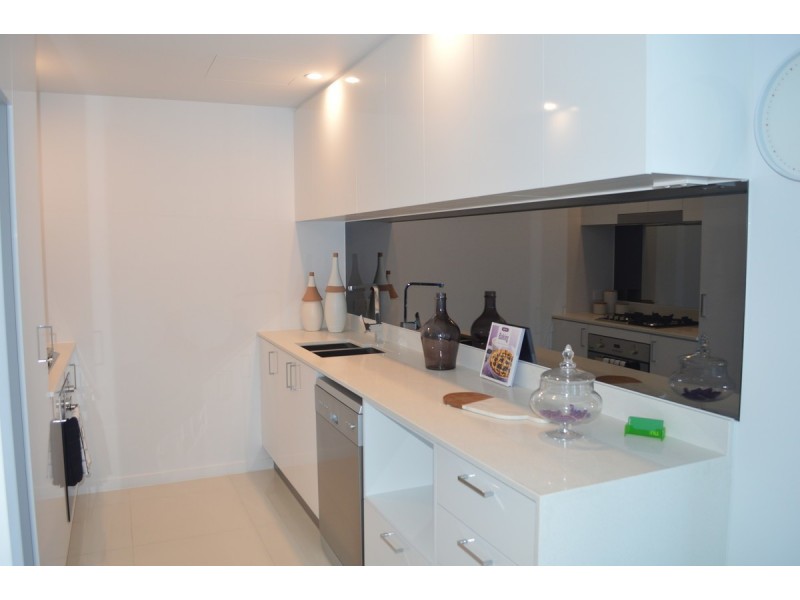 2510/5 Harbourside Court, Biggera Waters QLD 4216