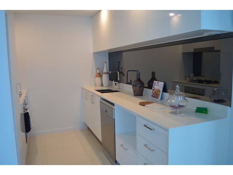 2510/5 Harbourside Court, Biggera Waters QLD 4216