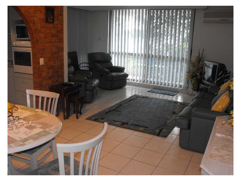 1/65 Bauer Street, Southport QLD 4215