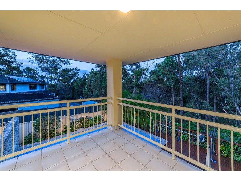 5 Callaway Court, Arundel QLD 4214